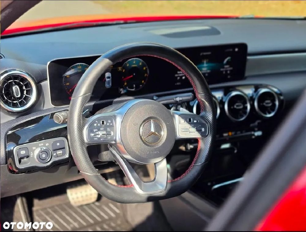 Mercedes-Benz Klasa A 220 AMG Line 7G-DCT - 20