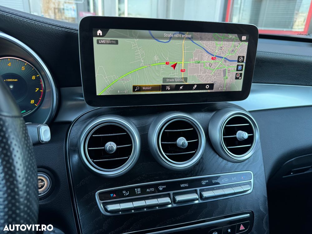 Mercedes-Benz GLC Coupe 200 4Matic 9G-TRONIC AMG Line Plus - 21