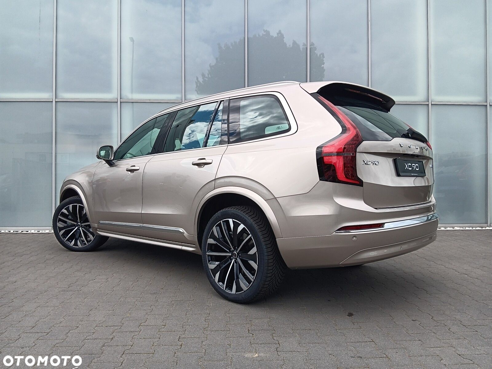 Volvo XC 90 - 11