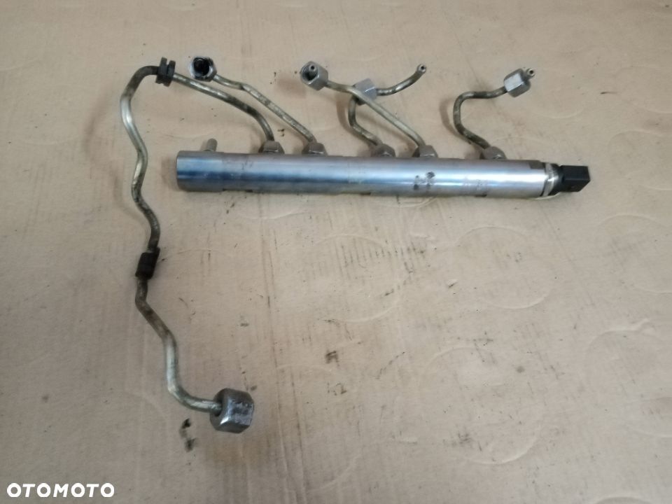 Listwa wtryskowa przewody rurki BMW 1 E87 2.0D 0445214183 7809128 - 4
