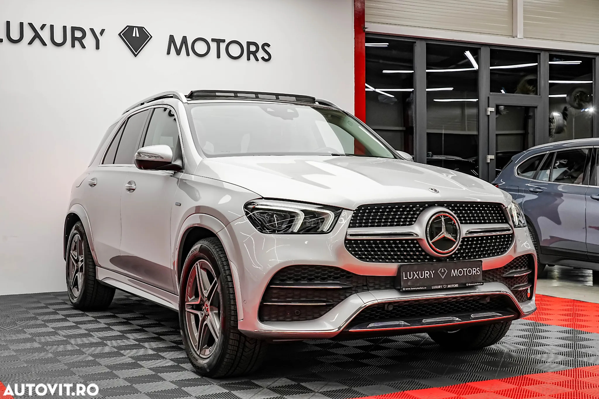 Mercedes-Benz GLE 350 de 4Matic 9G-TRONIC AMG Line - 4