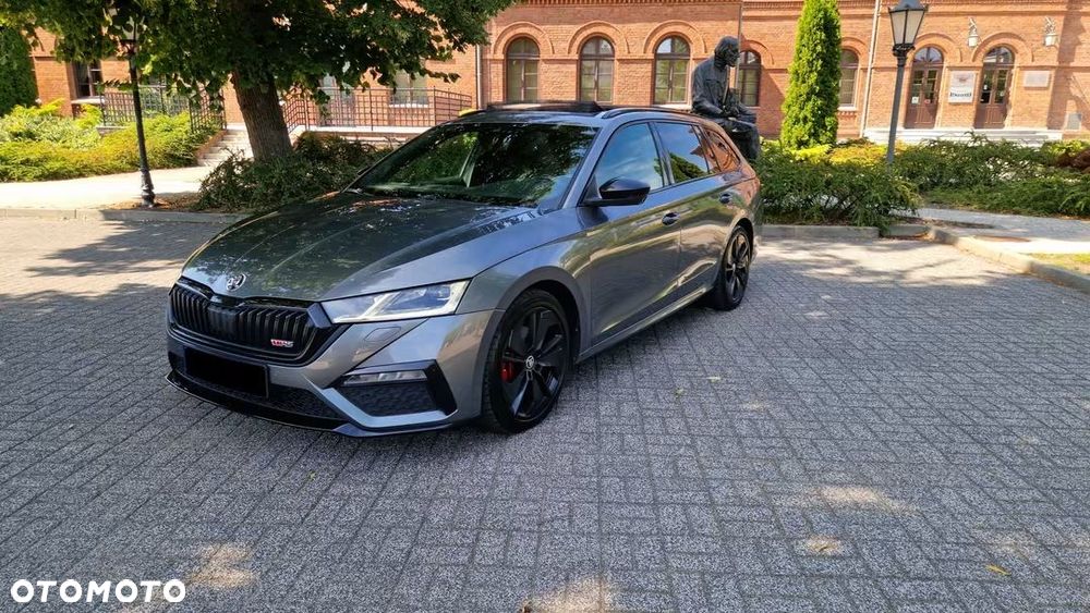 Skoda Octavia 2.0 TDI DSG RS - 4