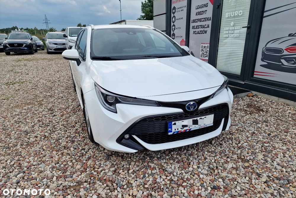 Toyota Corolla 1.8 Hybrid Selection - 3