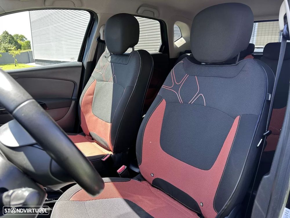Renault Captur 1.5 dCi Sport EDC - 26