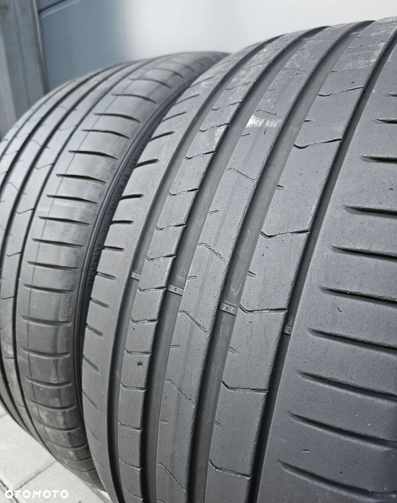 Pirelli P Zero 255/35R21 98 W - 2