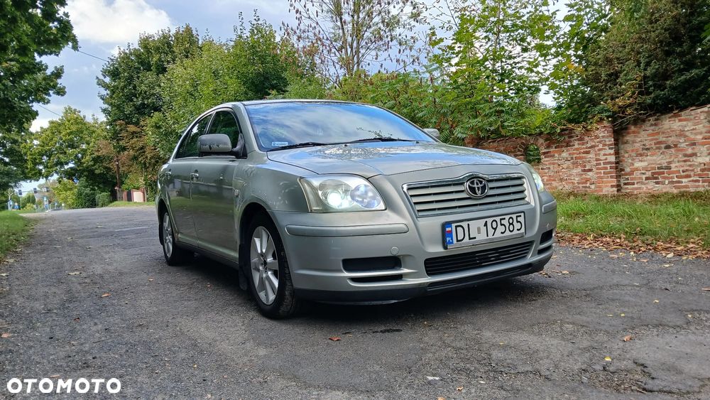 Toyota Avensis - 9