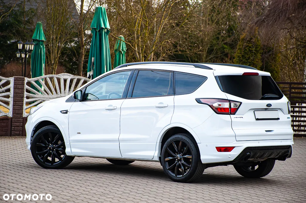 Ford Kuga 1.5 EcoBoost 4x4 ST-Line - 36