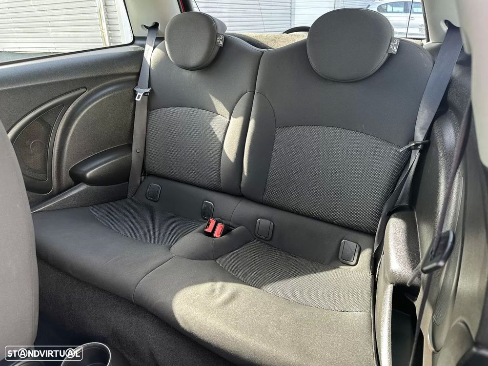 MINI 3 Portas One 1.4 - 26