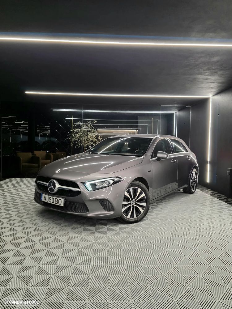 Mercedes-Benz A 250 e Progressive - 1