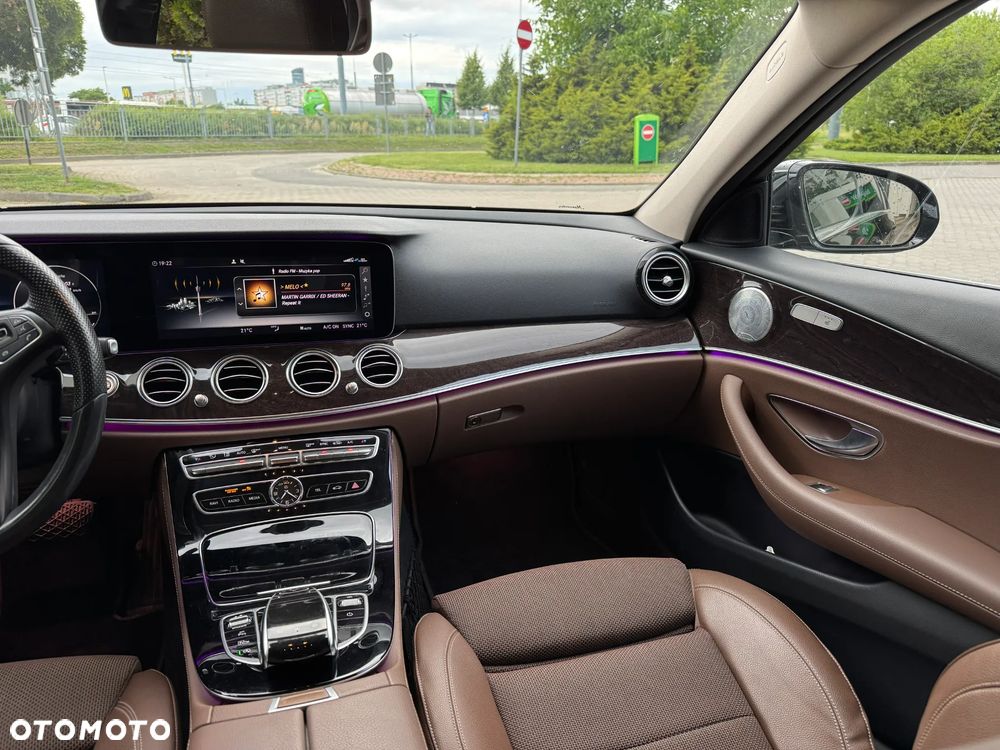 Mercedes-Benz Klasa E 220 d 9G-TRONIC - 8