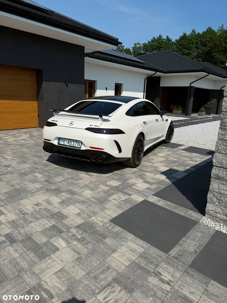 Mercedes-Benz AMG GT - 4
