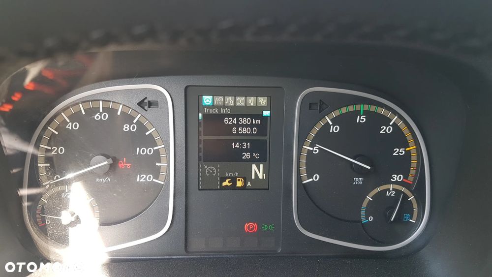 Mercedes-Benz Atego - 17