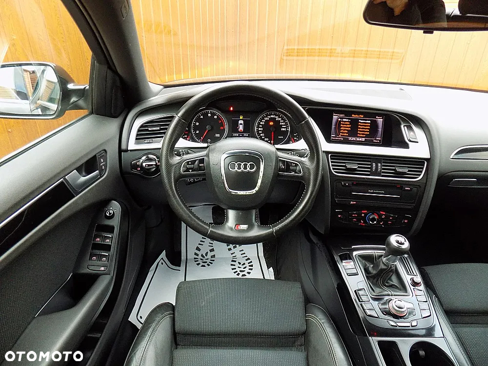 Audi A4 Avant 1.8 TFSI S line Sportpaket - 18