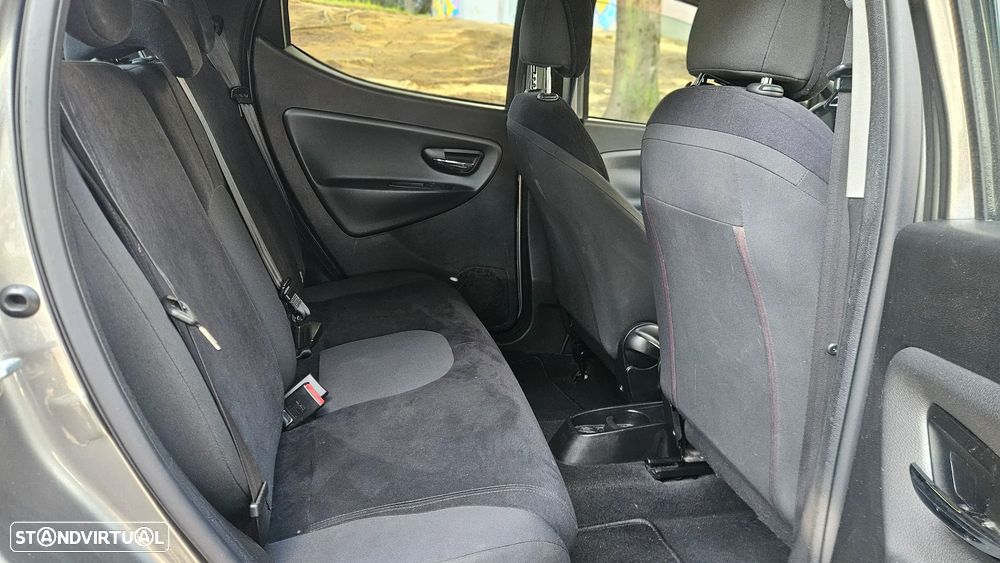 Lancia Ypsilon 1.3 M-jet S&S Silver - 6