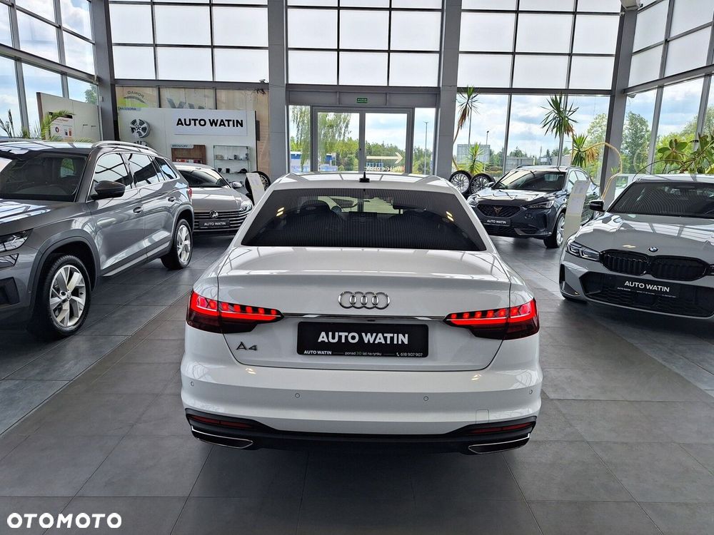 Audi A4 Limousine - 10
