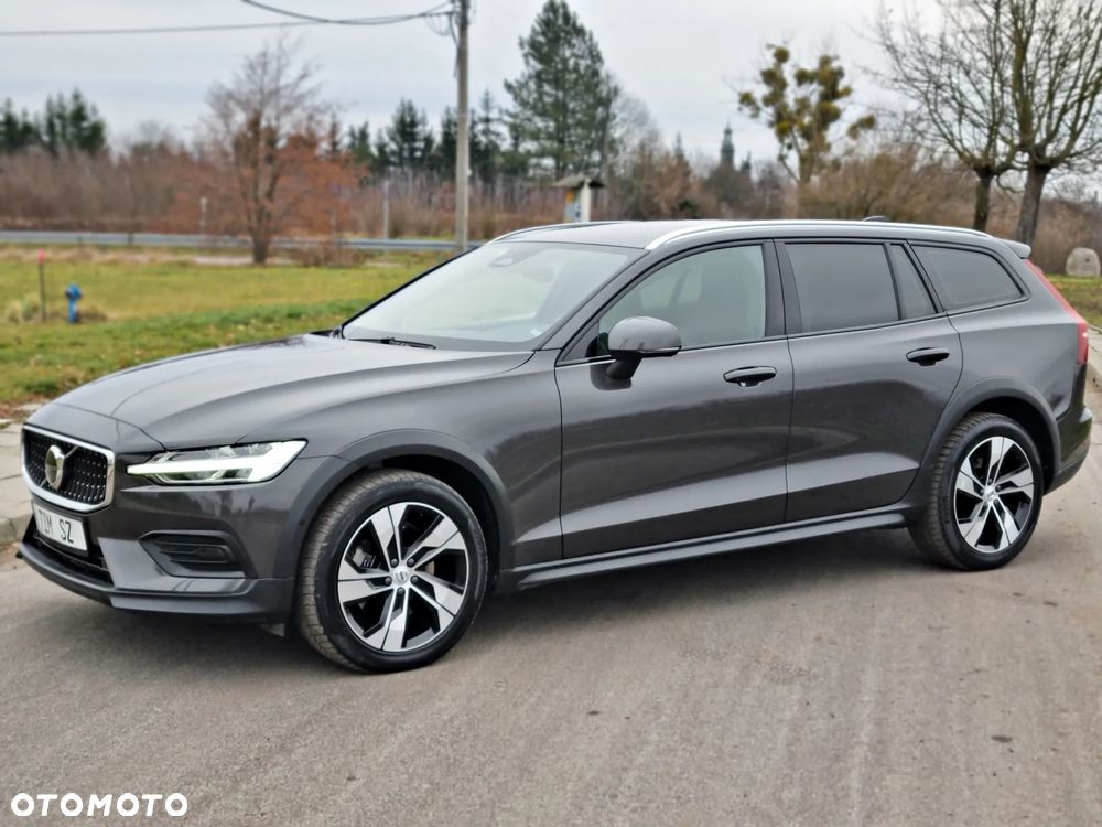 Volvo V60 Cross Country B4 D AWD Geartronic Pro - 10
