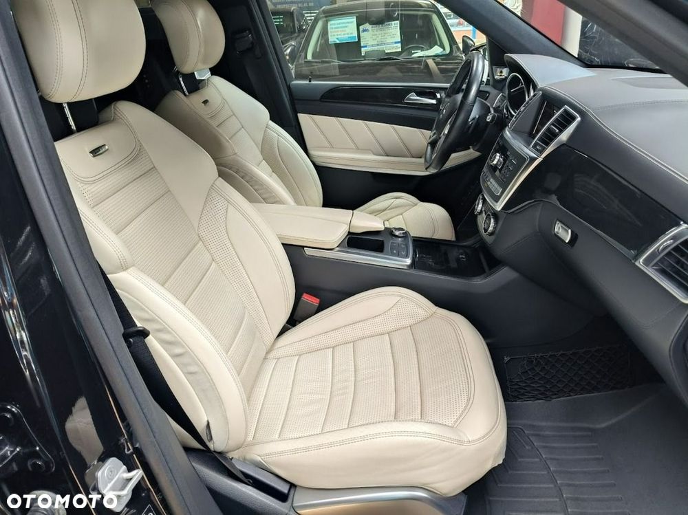 Mercedes-Benz GL 63 AMG - 23