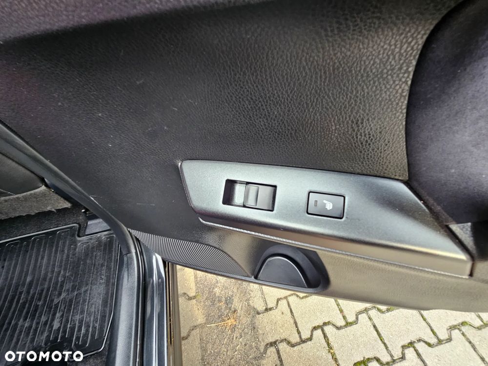 Toyota RAV4 Hybrid Selection 4x4 - 17