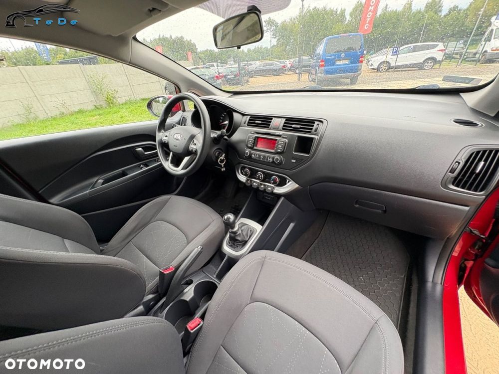 Kia Rio - 29