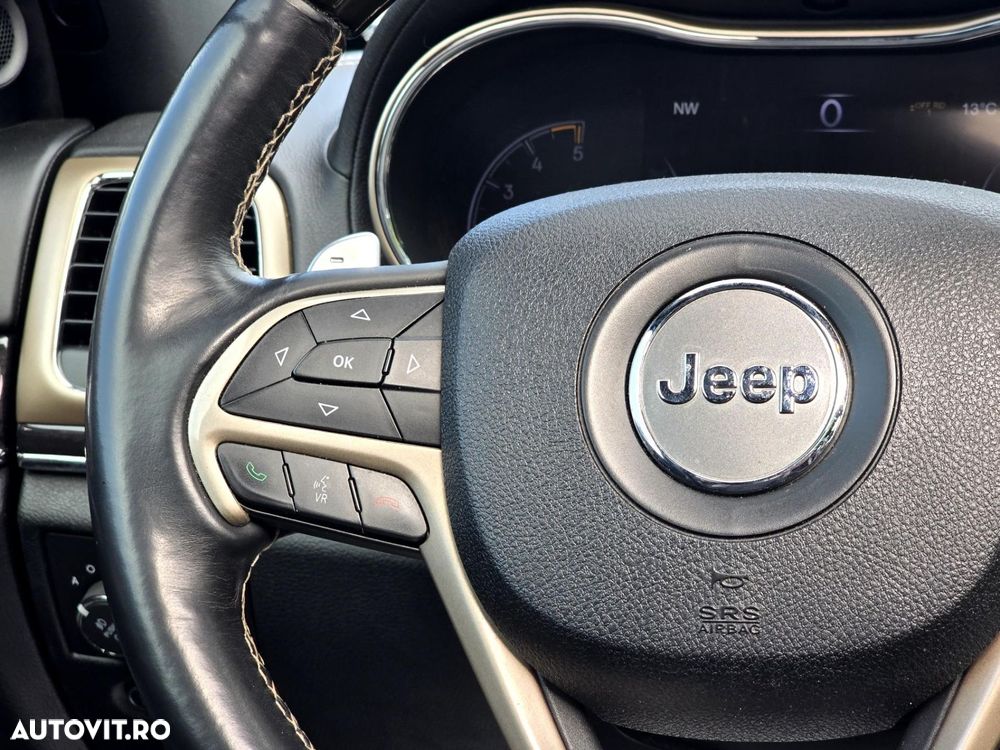 Jeep Grand Cherokee - 17