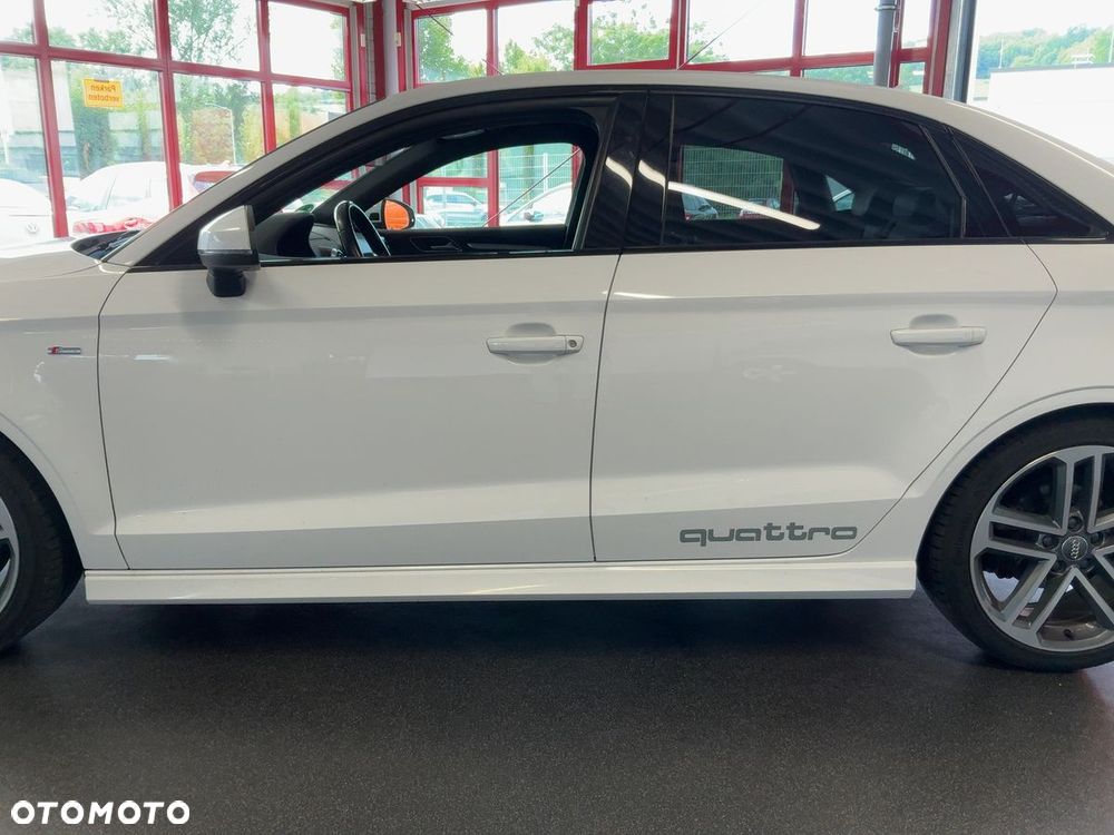 Audi A3 Limousine 2.0 TDI (clean diesel) quattro S tronic S line Sportpaket - 2