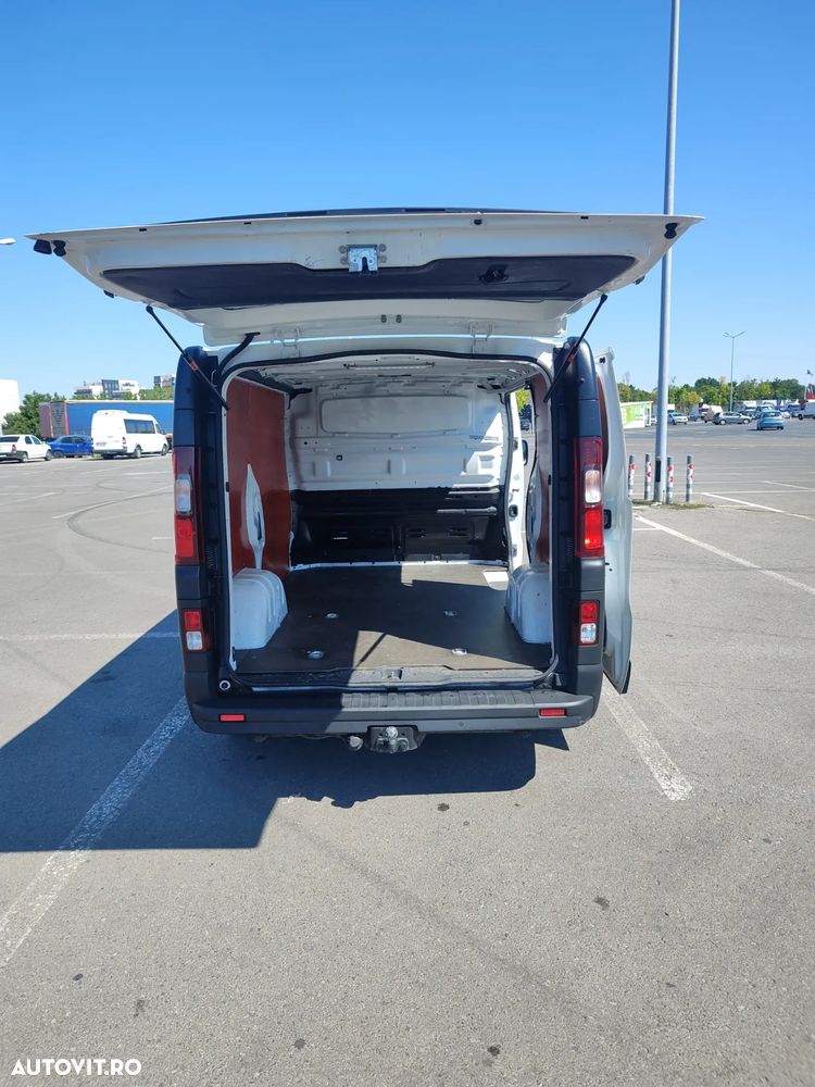 Renault Trafic - 9