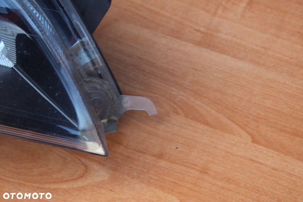 LAMPA PRAWA PRZEDNIA PRAWY PRZÓD OPEL ASTRA J CIEMNA 13371596 100% OK EUROPA BARDZO ŁADNA - 9