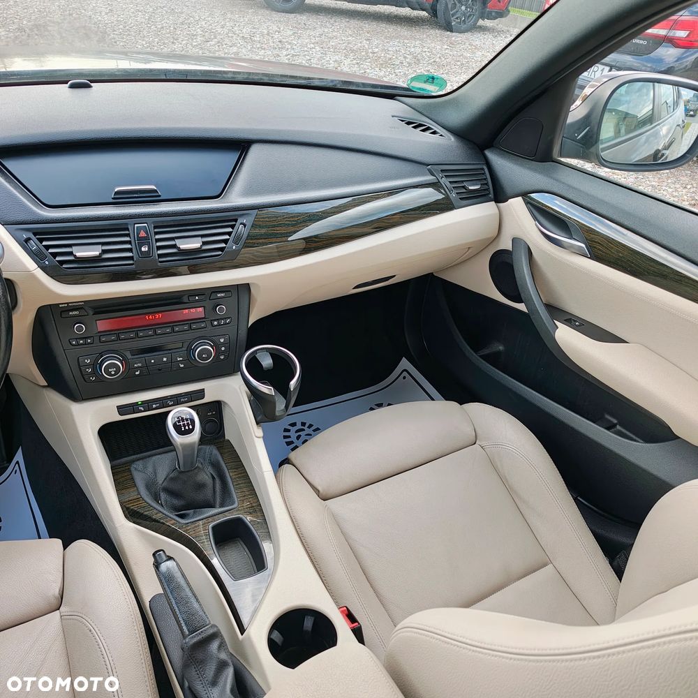 BMW X1 xDrive20d - 11