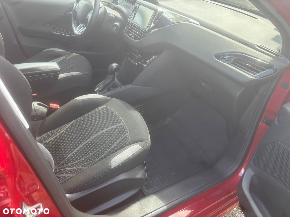 Peugeot 208 1.2 PureTech Active - 23