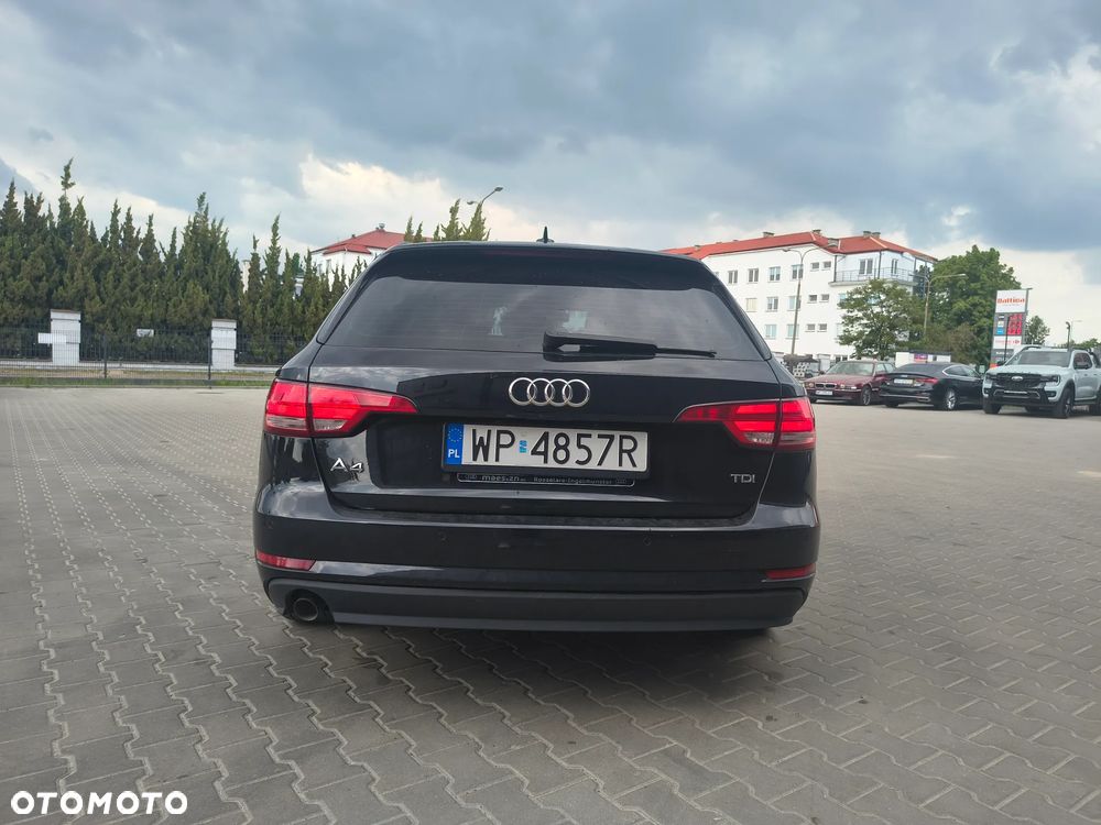 Audi A4 Avant 2.0 TDI - 20