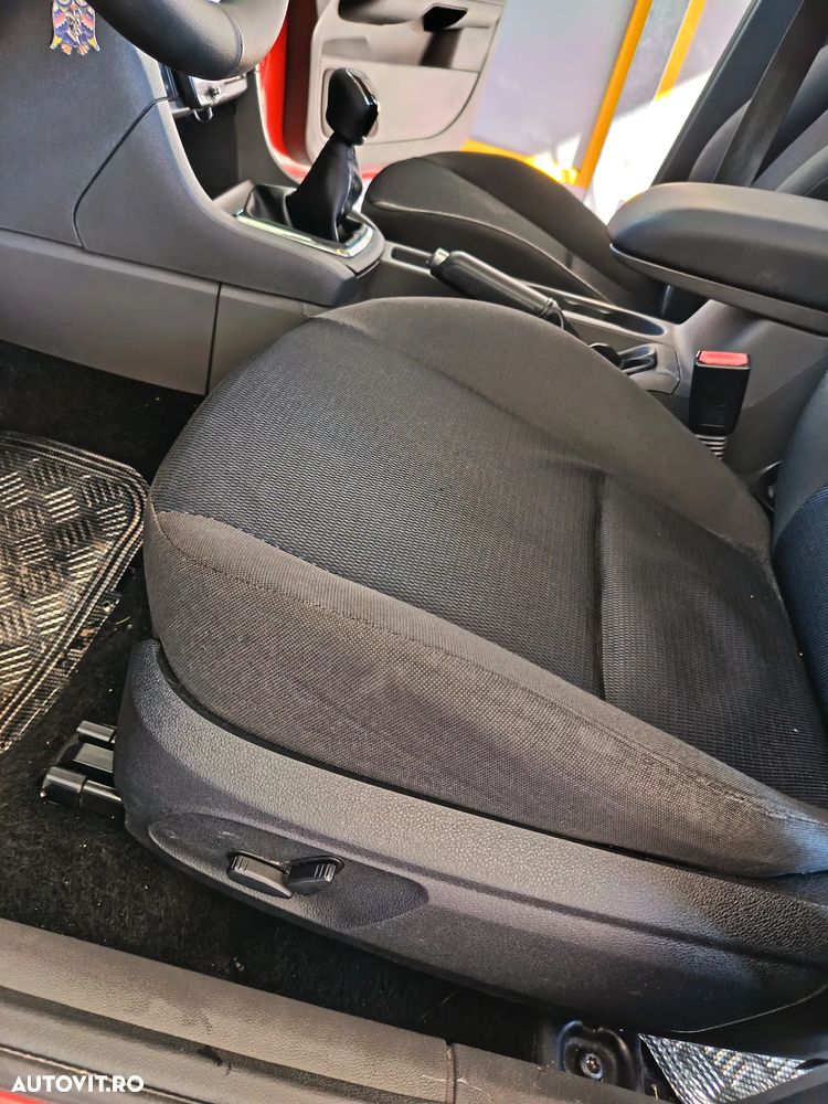 Ford Focus 1.6 TDCi Trend - 8