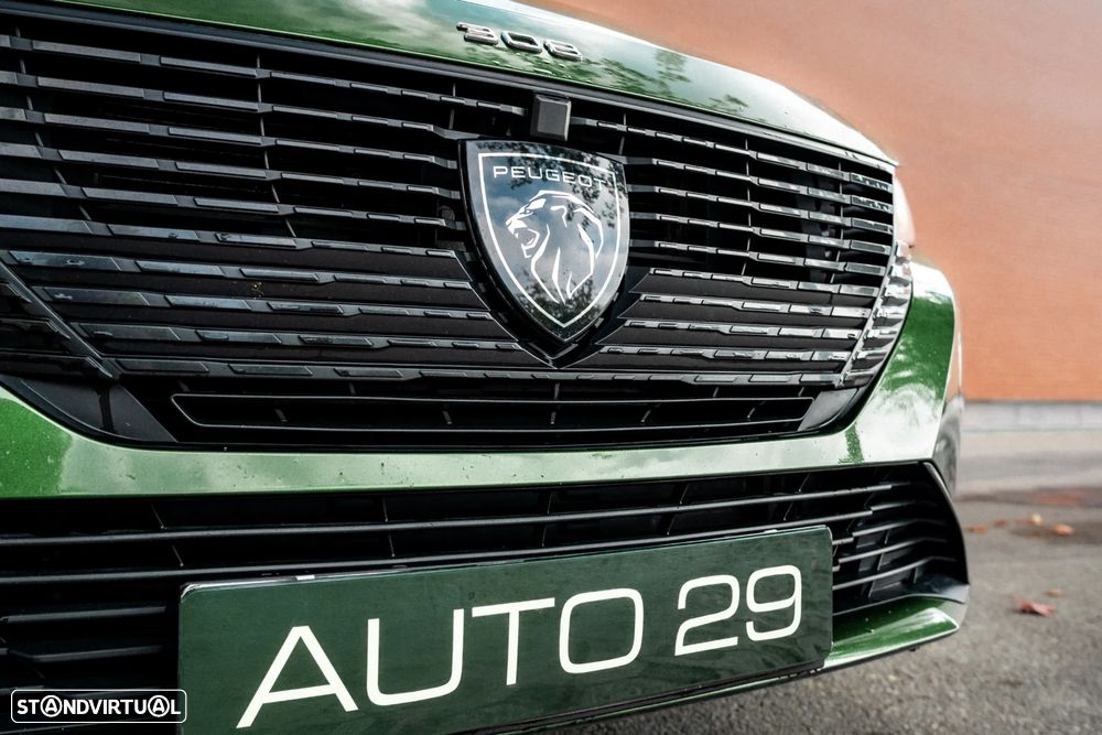 Peugeot 308 180 e-EAT8 GT - 11