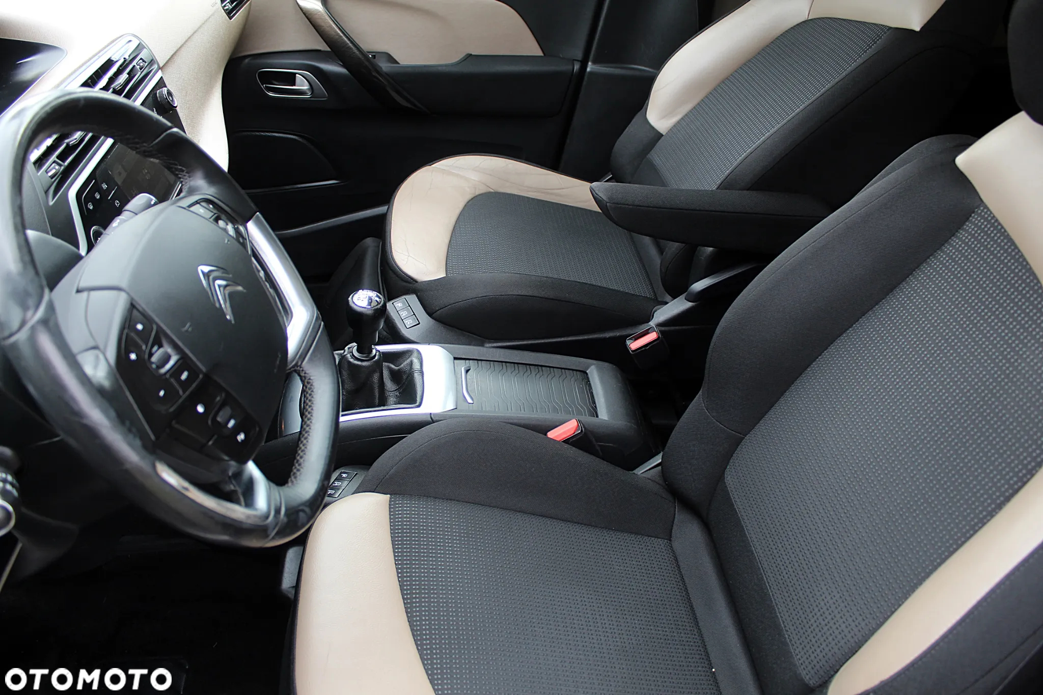Citroën C4 Grand Picasso e-HDi 115 Exclusive - 9