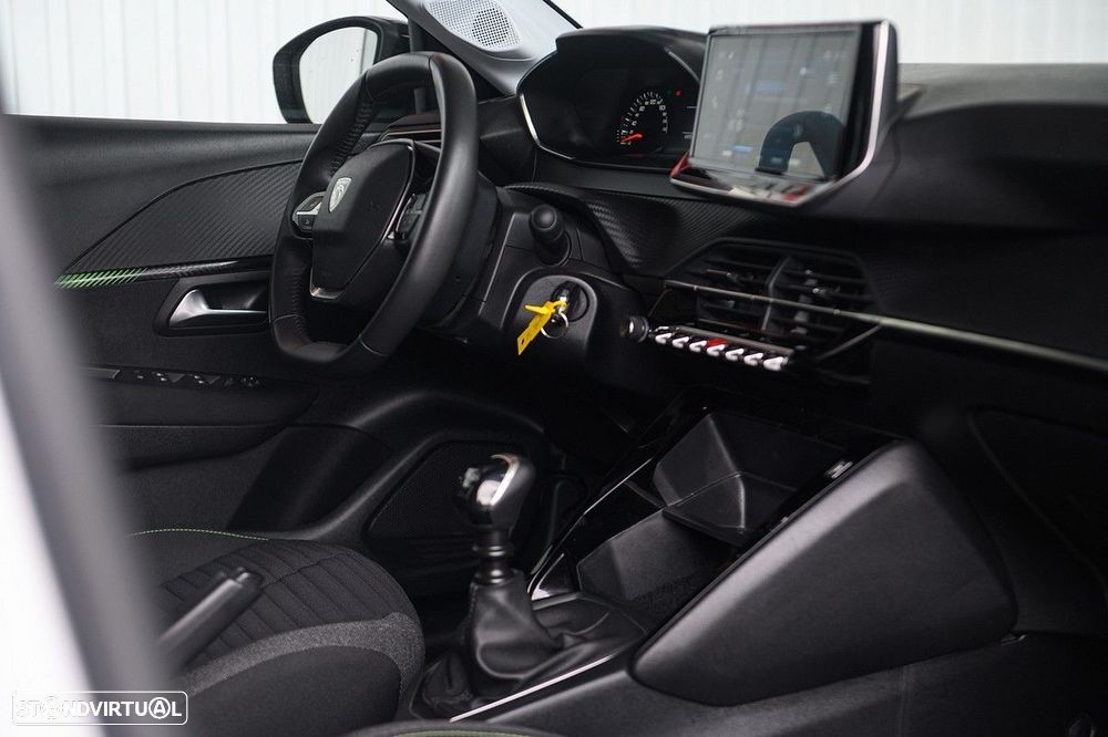 Peugeot 208 1.2 PureTech Active Pack - 26