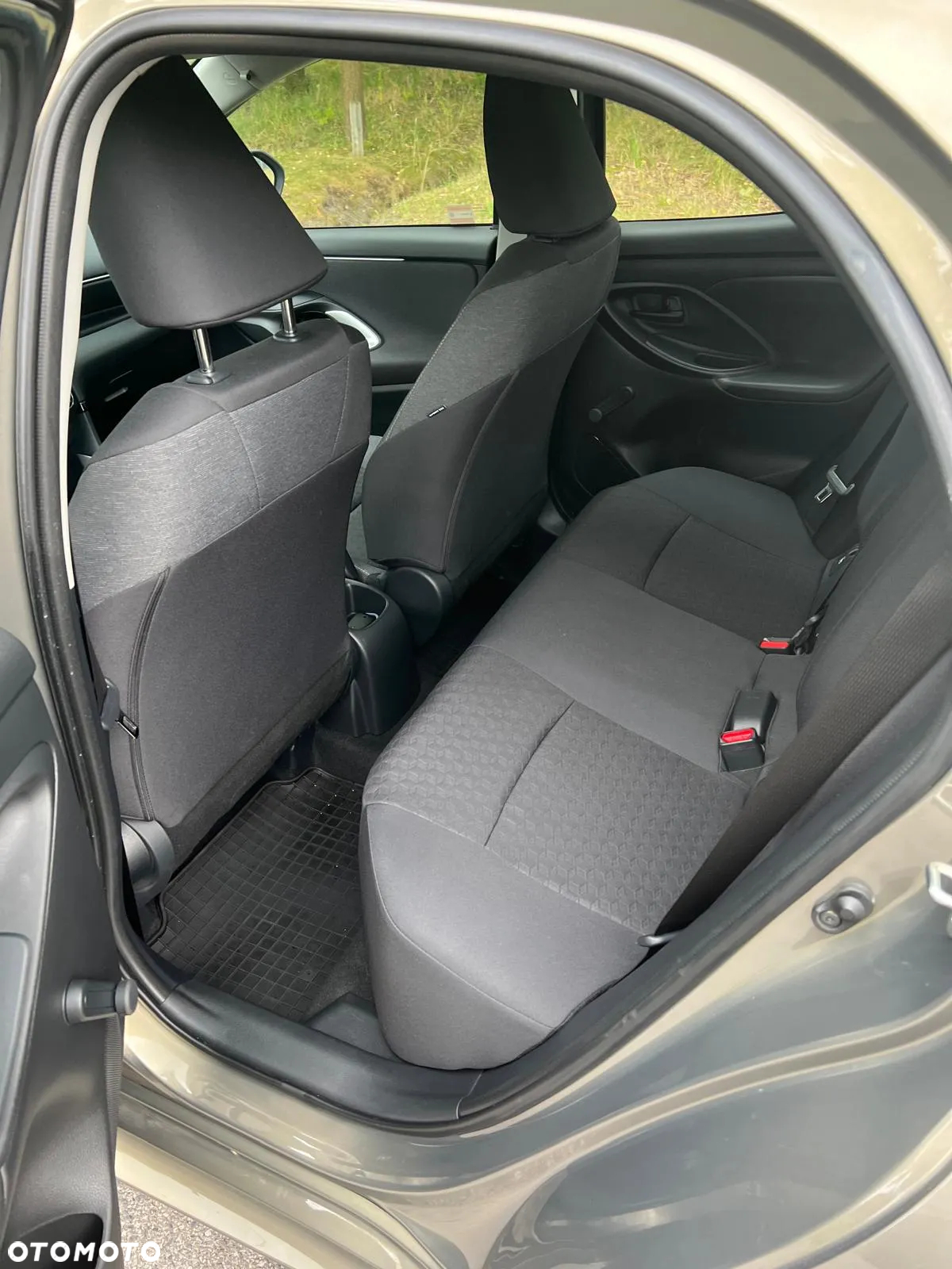 Toyota Yaris 1.5 Comfort - 7