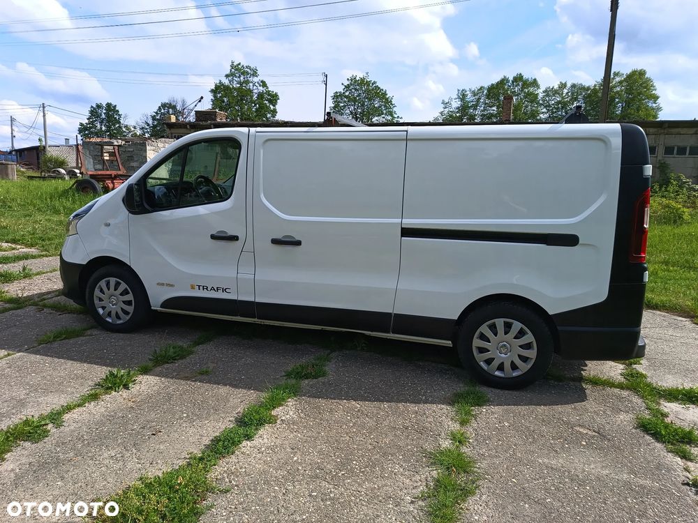 Renault Trafic L2H1 1.6 diesel 140kM 2014rok WEBASTO, CZUJNIKI PARKOWANIA, HAK, BAGAŻNIK DACHOWY, drzwi przesuwne z obu stron, stan BDB, BEZWPADKOWY! - 13