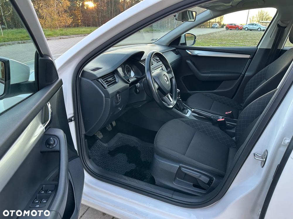 Skoda Octavia - 10