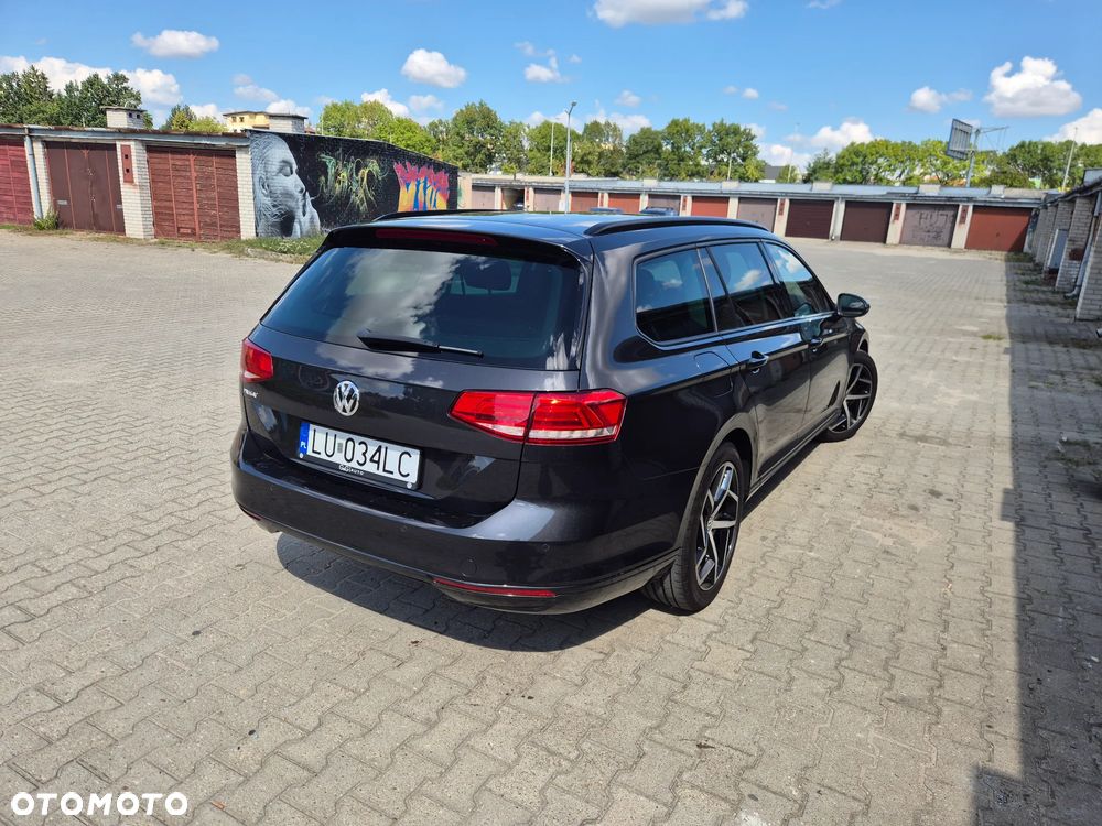 Volkswagen Passat 2.0 TDI BMT Trendline - 24