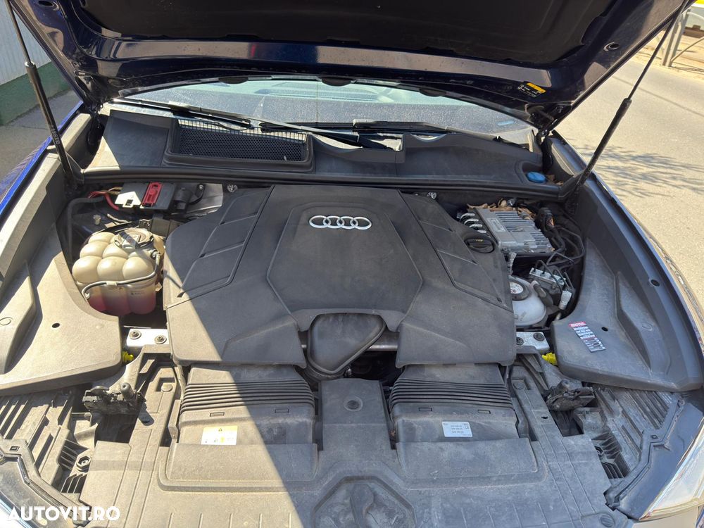 Audi Q8 55 TFSIe quattro tiptronic - 9