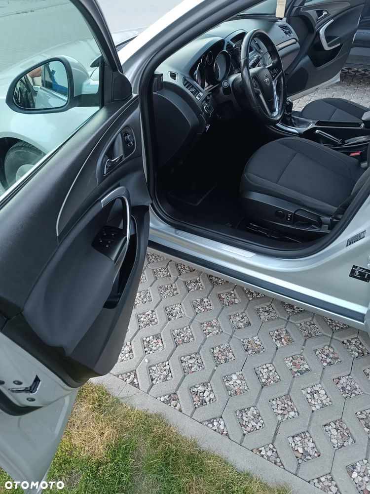 Opel Insignia 1.8 - 11