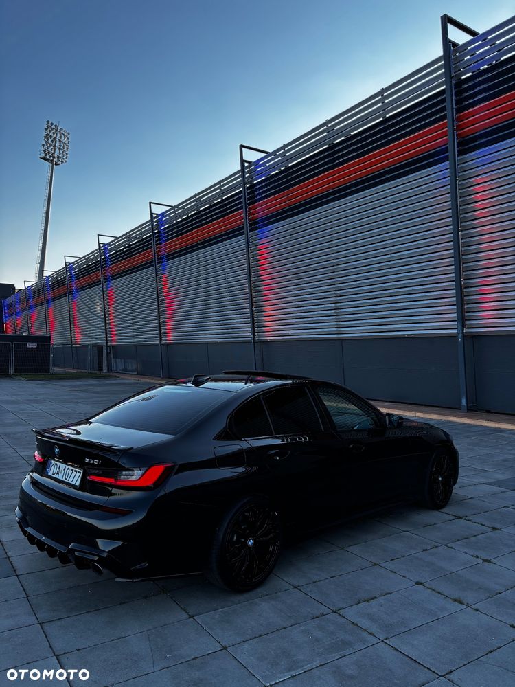 BMW Seria 3 330i xDrive M Sport sport - 17