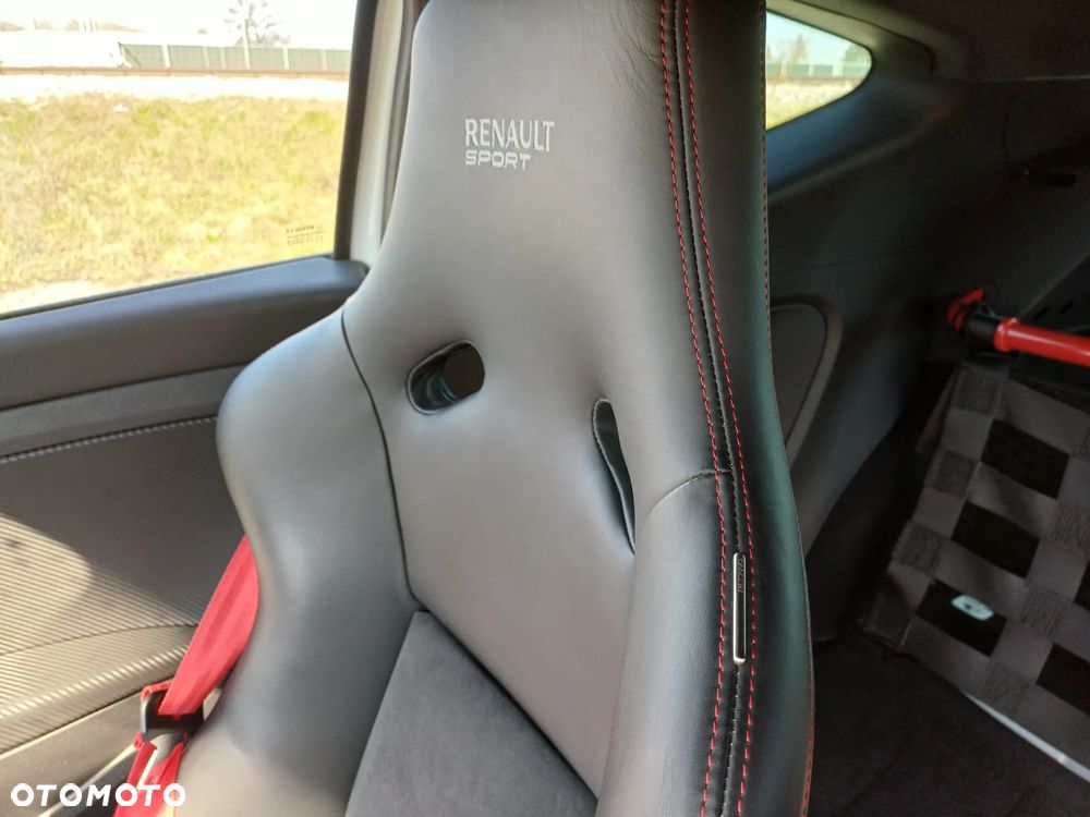 Renault Megane - 25