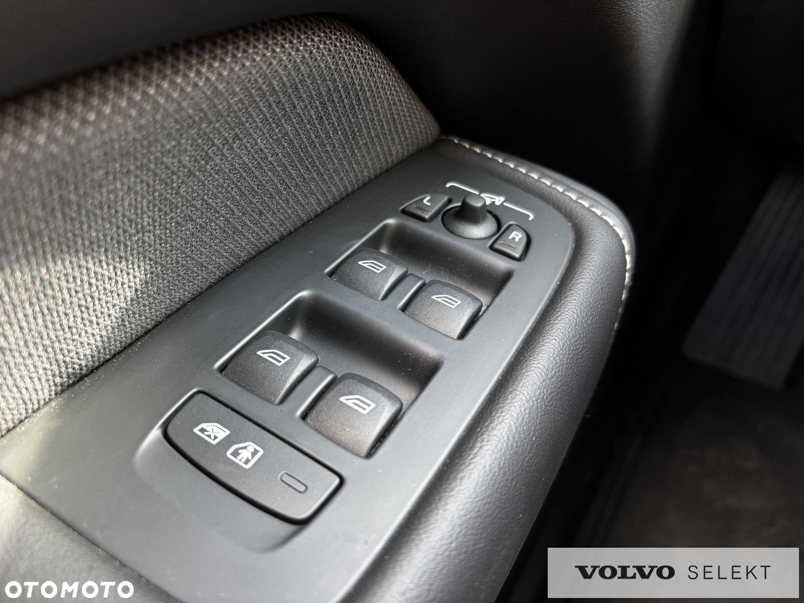 Volvo XC 60 - 12