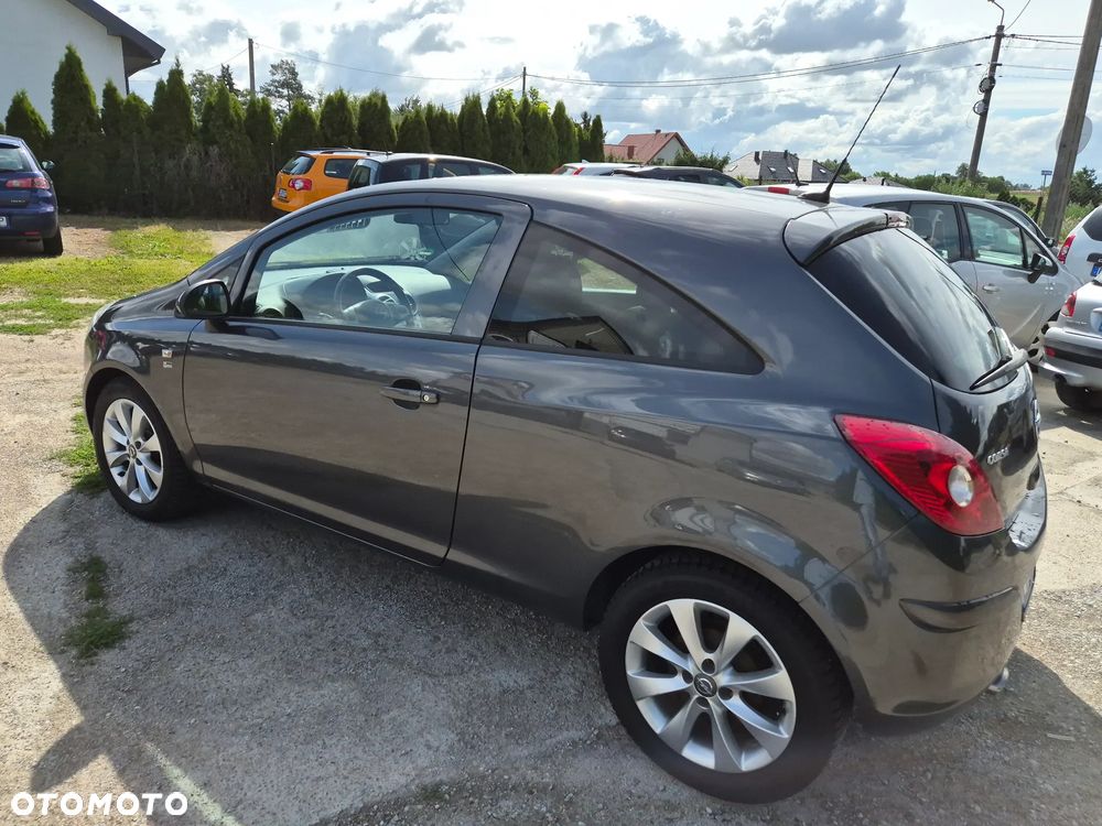 Opel Corsa 1.4 16V EcoFLEX Start-Stop 150 Jahre - 17