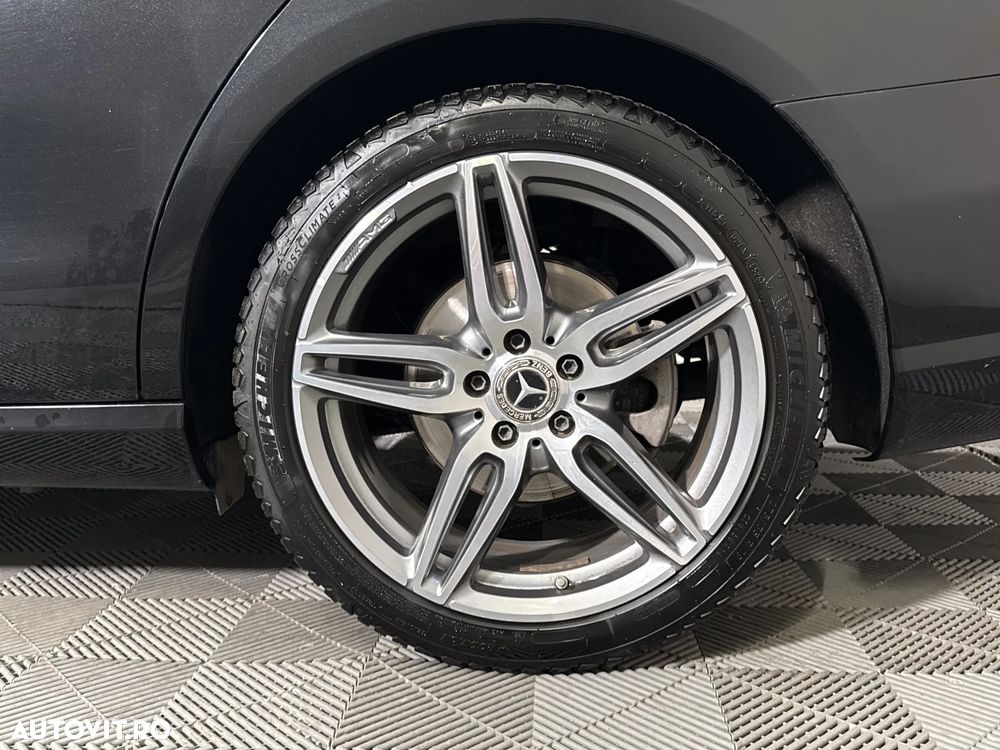 Mercedes-Benz E 220 d 4MATIC Aut. - 14