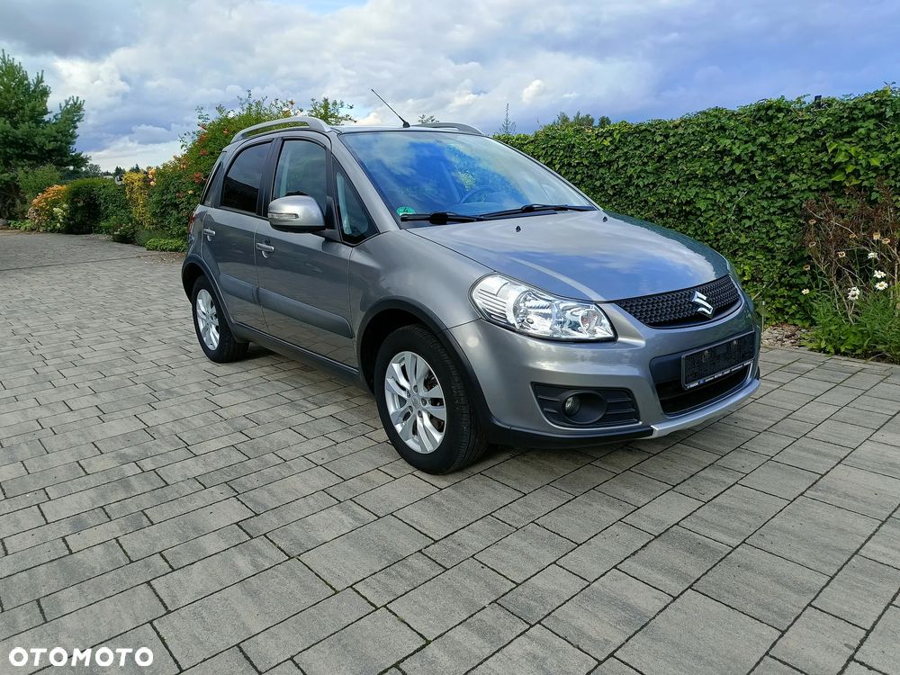 Suzuki SX4 1.6 Comfort Plus - 2