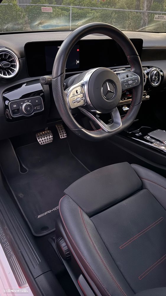 Mercedes-Benz A 250 Limousine e AMG Line - 33
