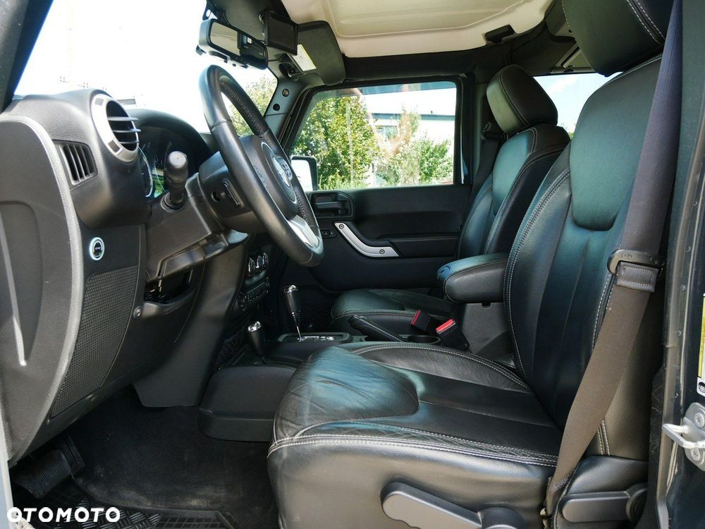 Jeep Wrangler 3.6 Unlim X - 7