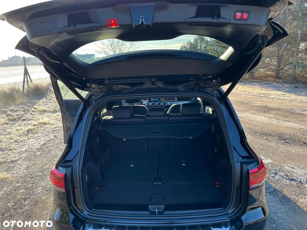 Mercedes-Benz GLB 200 d 8G-DCT AMG Line - 12