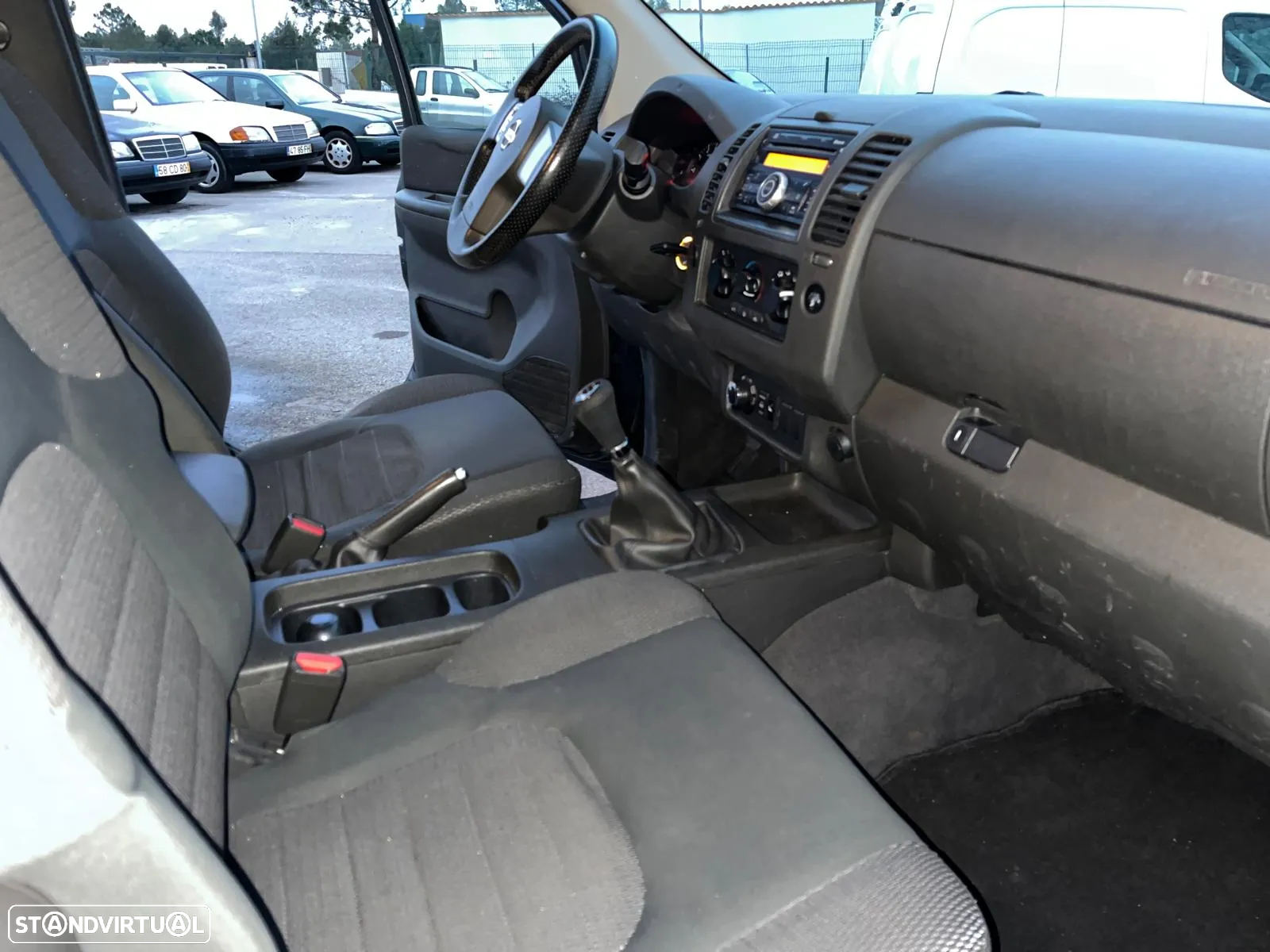 Nissan Navara 2.5 dCi KC SE 4WD - 8